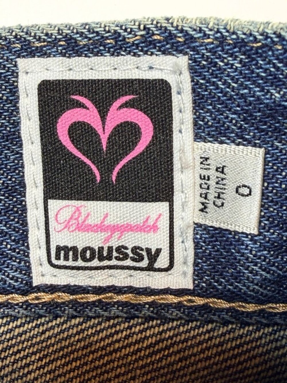 BlackEyePatch WOMEN x MOUSSY BEP Heart Denim Shorts |Dark Blue| Size 0 XS | NWT - Picture 10 of 13